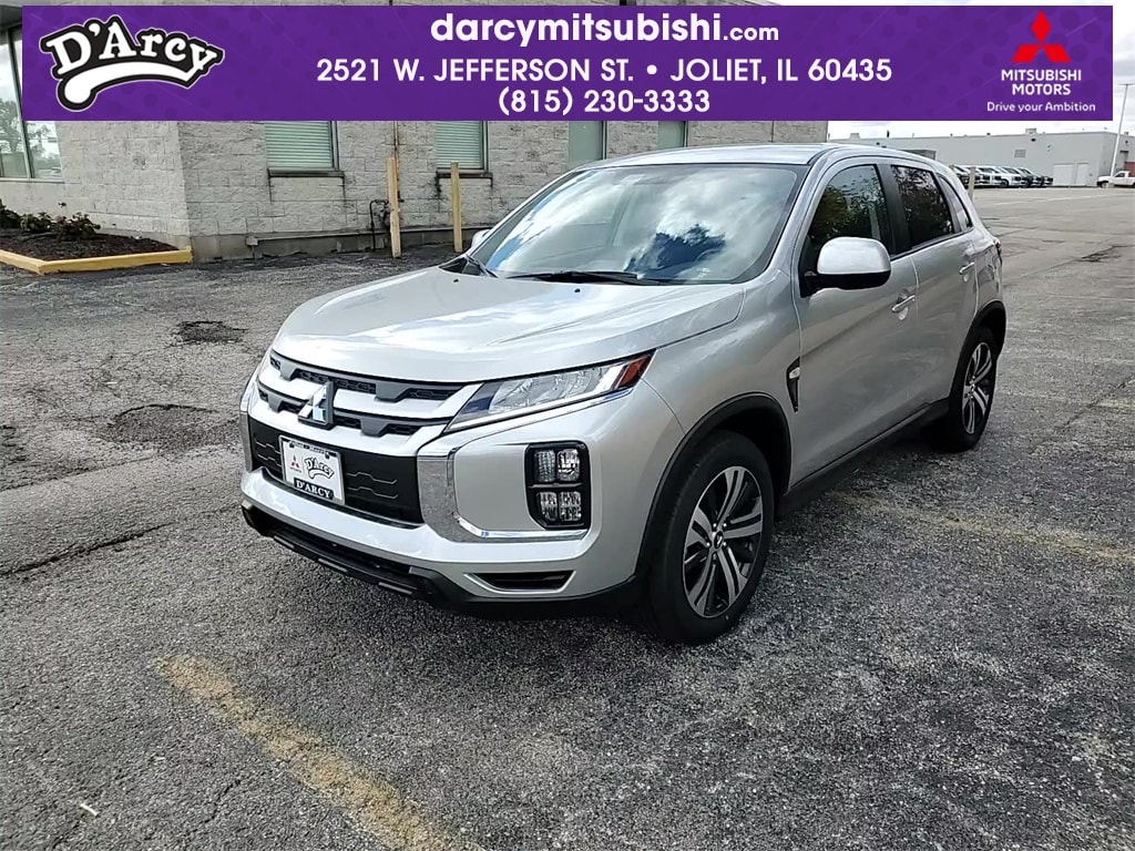 2025 Mitsubishi Outlander Sport ES's photo