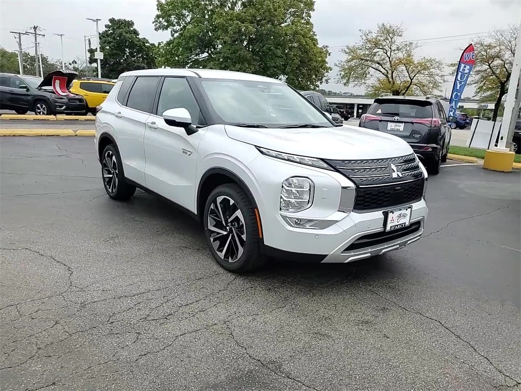 New 2025 Mitsubishi Outlander PHEV SE SUV