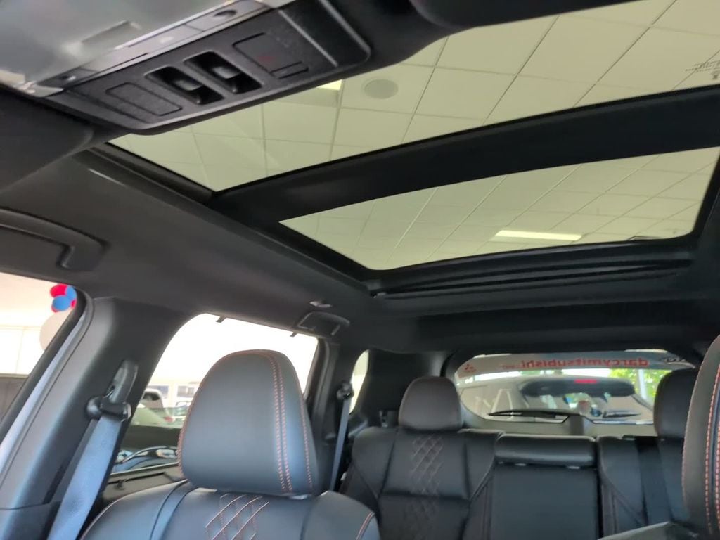 2025 Mitsubishi Outlander Plug-in Hybrid SEL - Photo 28