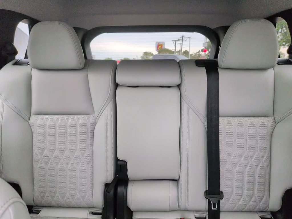 2026 Mitsubishi Outlander SEL - Photo 27