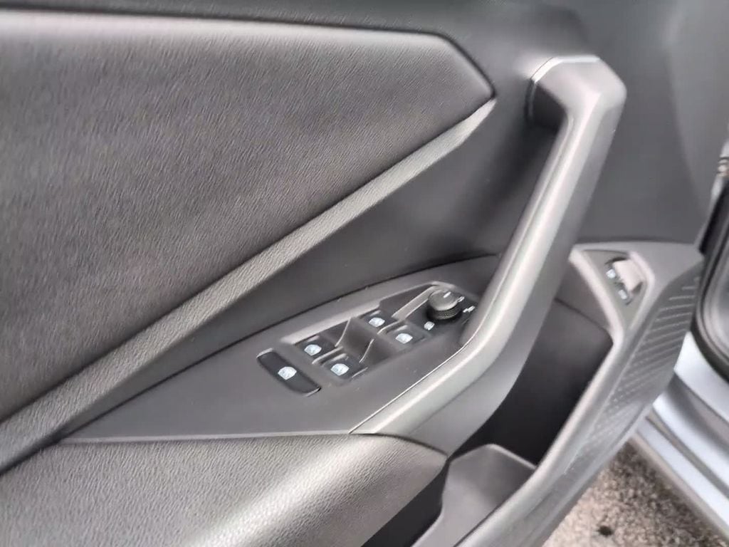 2020 Volkswagen Jetta SEL Premium - Photo 18