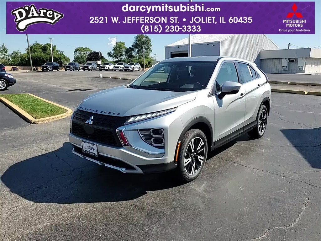 2025 Mitsubishi Eclipse Cross SE's photo