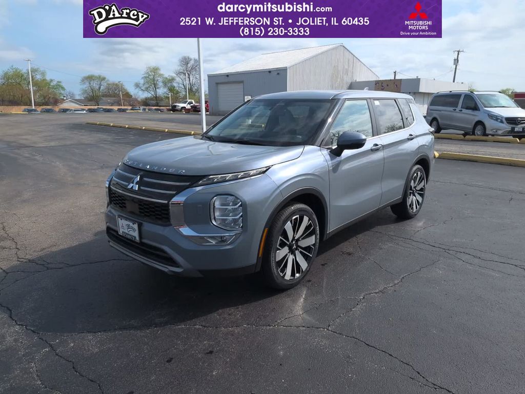 2026 Mitsubishi Outlander SE S-AWC's photo