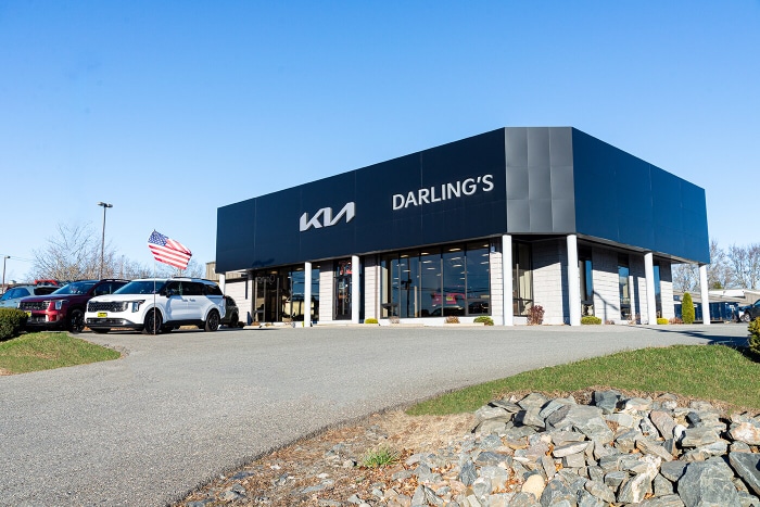 Darling's Kia on Hogan Road in Bangor