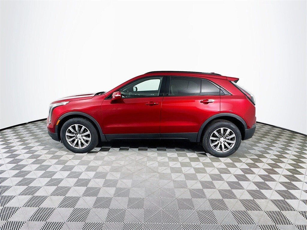 2022 Cadillac XT4 Sport Premium photo 2