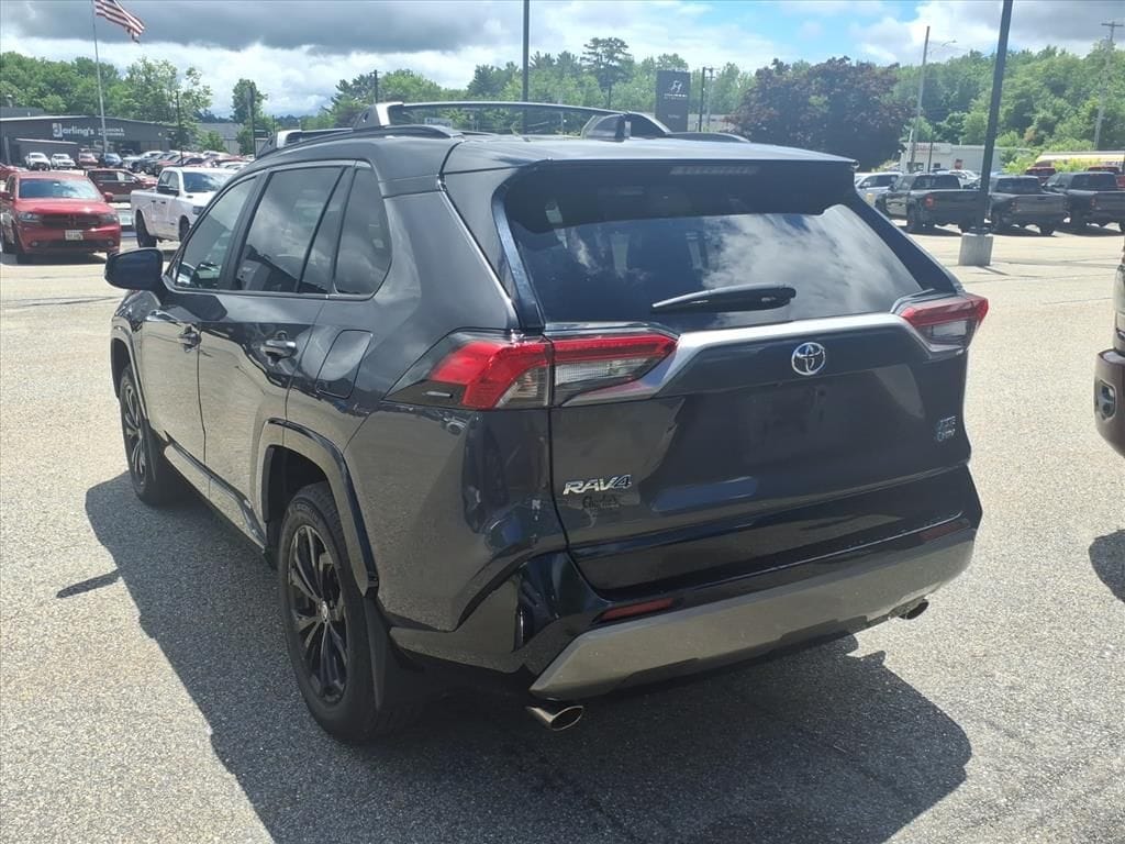 2025 Toyota RAV4 XSE - Photo 7