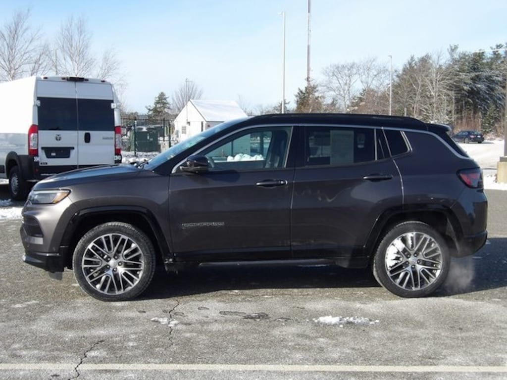 Used 2024 Jeep Compass Limited (Premium) SUV