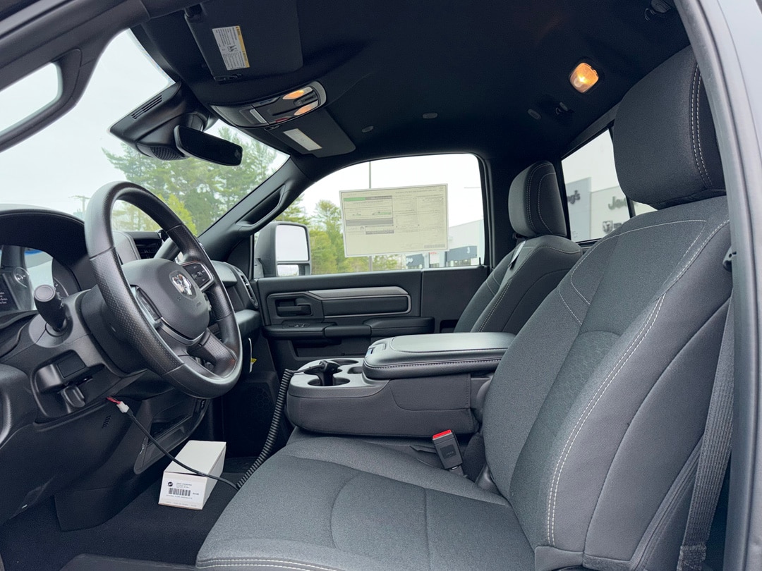 2026 RAM 2500 Tradesman - Photo 11
