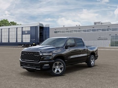 2026 Ram 1500 EXPRESS CREW CAB 4X4 5'7 BOX Pickup