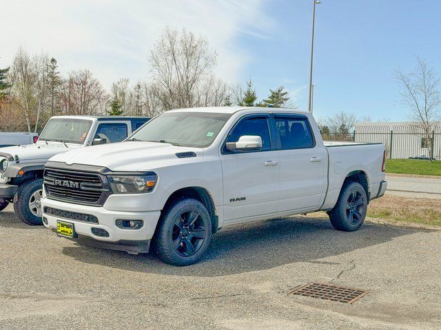 2020 RAM 1500 Big Horn/Lone Star 4x4 Crew Cab 5'7's photo