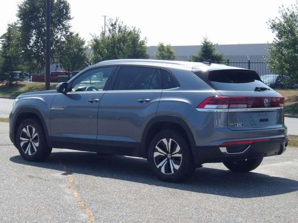 Used 2024 Volkswagen Atlas Cross Sport 2.0T SE (Darling's Certified) SUV