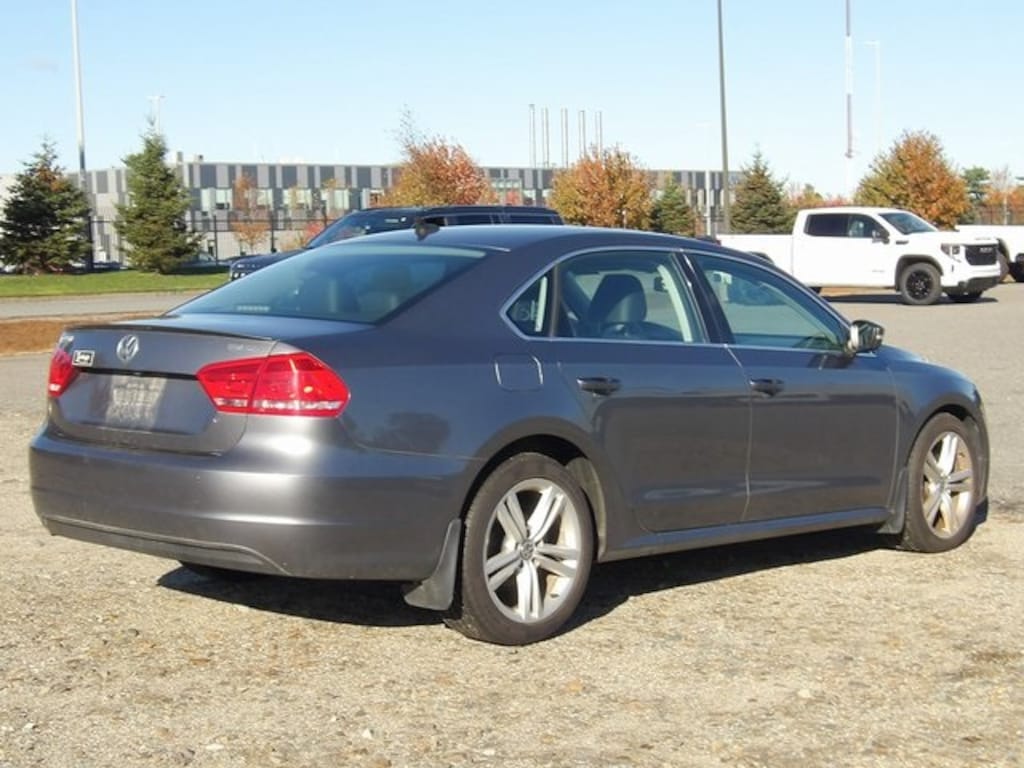 Used 2015 Volkswagen Passat TDI SE (Non-Inspected Wholesale Tow-Off) Sedan