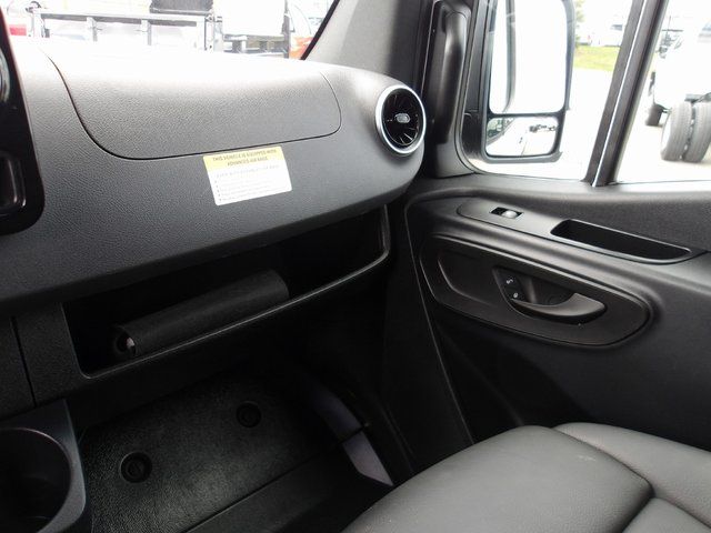 2025 Mercedes-Benz Sprinter Cargo Van 16