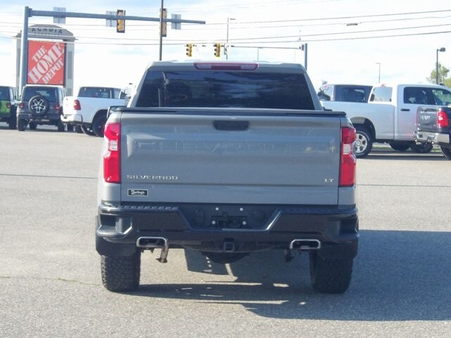2024 Chevrolet Silverado 1500 LT Trail Boss photo 2