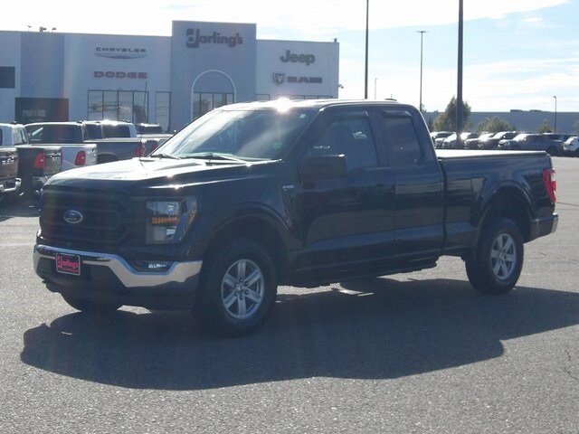 2023 Ford F-150 XL photo 2
