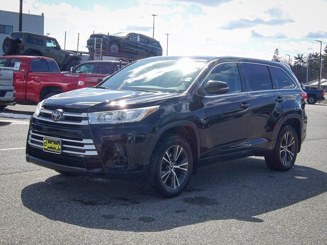 2017 Toyota Highlander LE