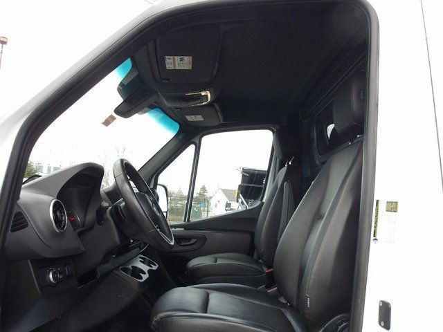 2025 Mercedes-Benz Sprinter Cargo Van 10