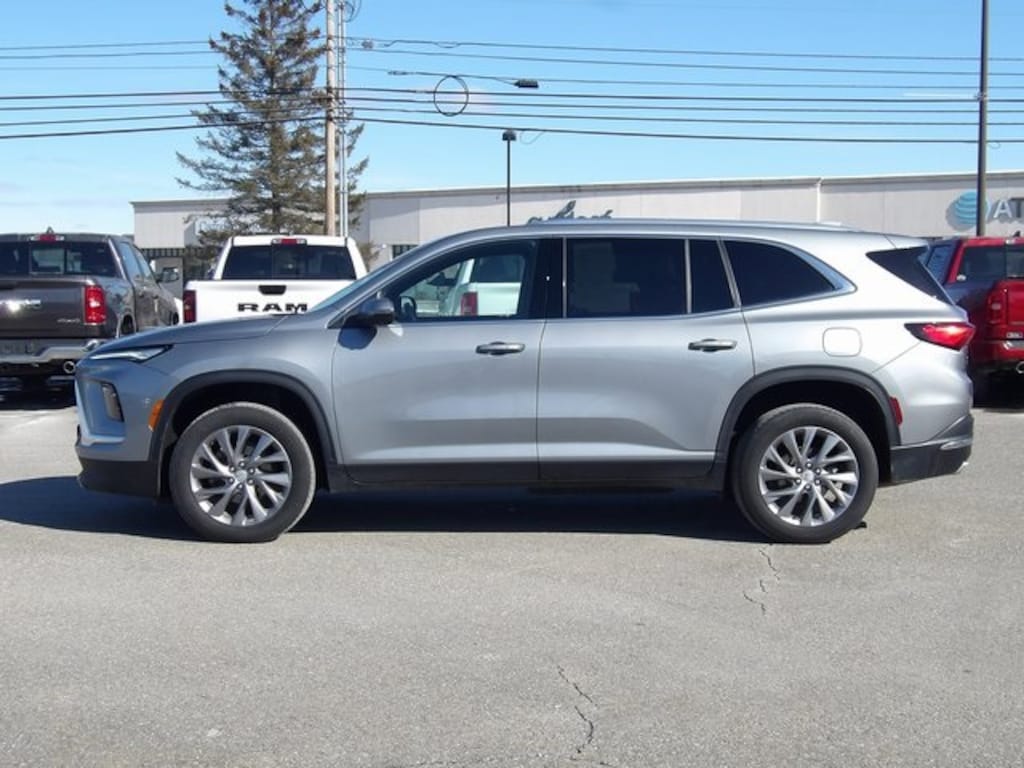 Certified 2025 Buick Enclave Preferred (Darling's Certified) SUV