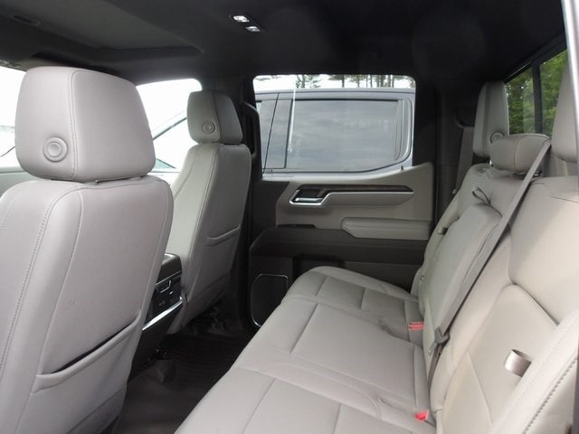 Used 2022 GMC Sierra 1500 SLT with VIN 1GTUUDED5NZ613033 for sale in Bangor, ME