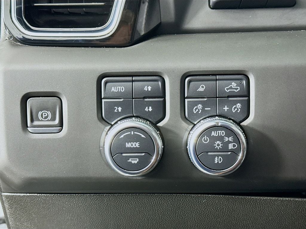 2024 GMC Sierra 2500HD Denali Ultimate - Photo 10