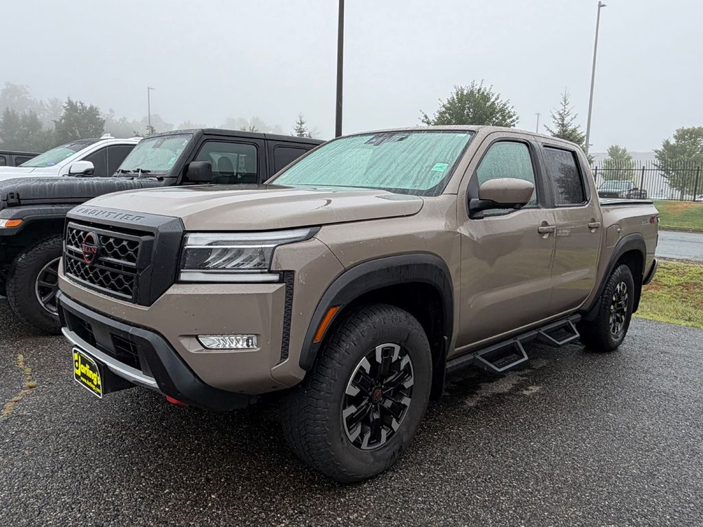 2024 Nissan Frontier PRO-4X (Premium) Truck