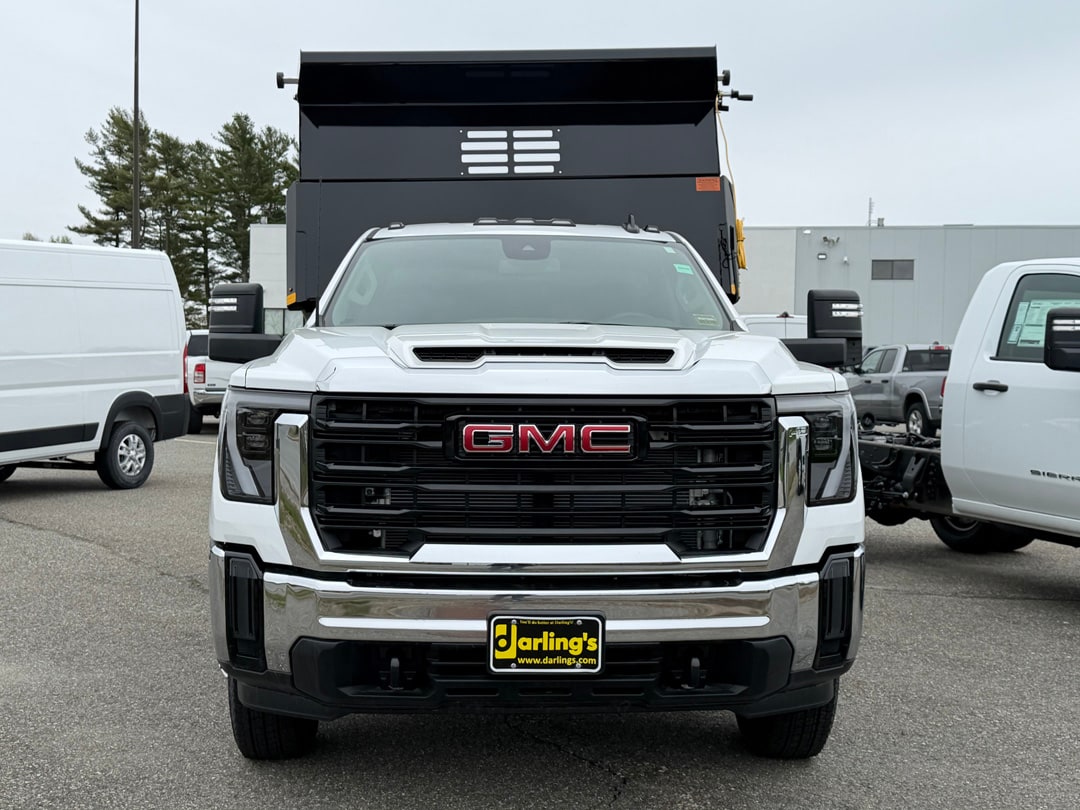 2025 GMC Sierra 3500HD Pro - Photo 6
