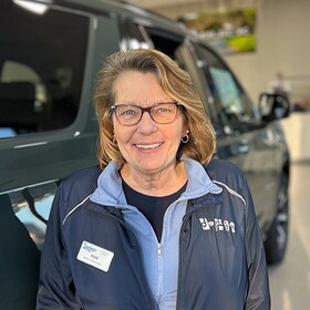 Staff member Pam Look from ID_1aa8df