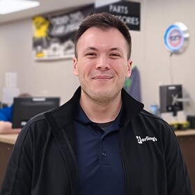 Staff member John Owen from ID_89133e