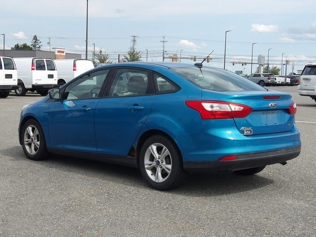 Used 2013 Ford Focus SE with VIN 1FADP3F25DL229758 for sale in Ellsworth, ME