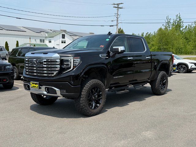 2024 GMC Sierra Denali 4WD Crew Cab Short Box's photo