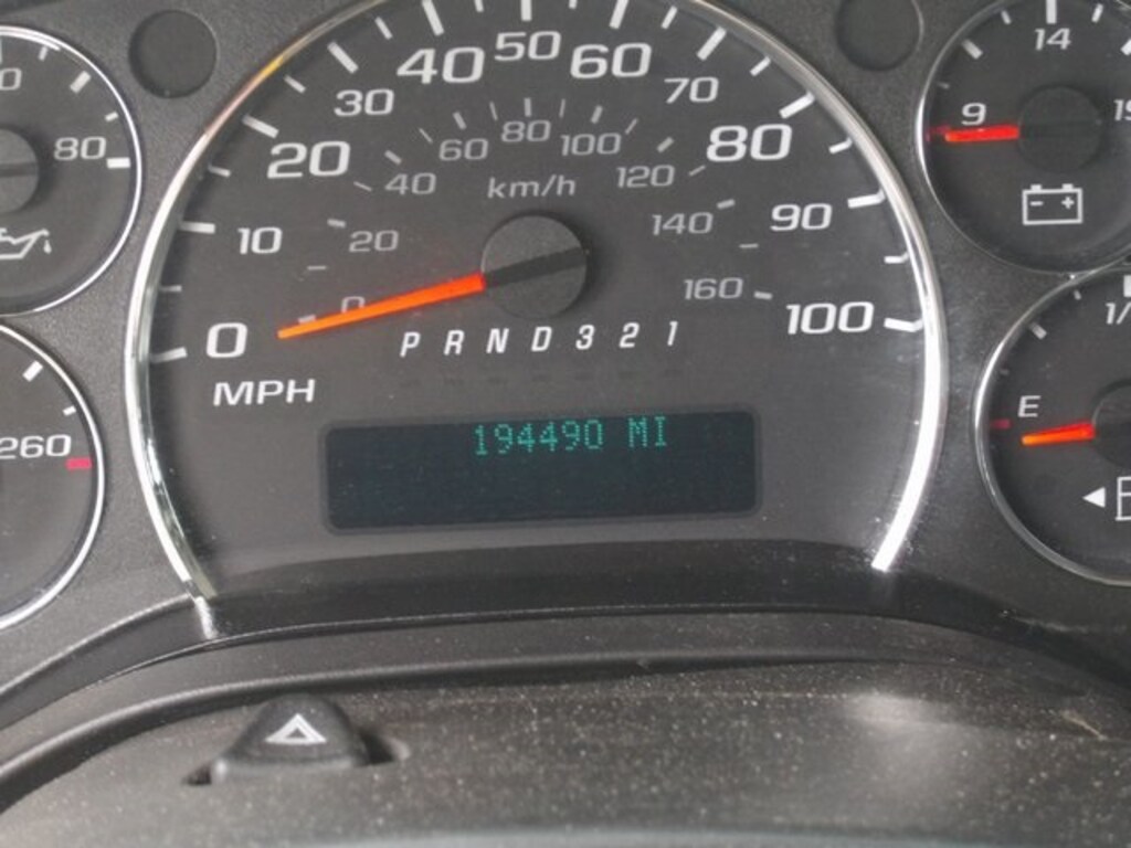 Used 2008 Chevrolet Express Van G2500HD Work Van (Non-Inspected Wholesale Tow-Off) Cargo Van
