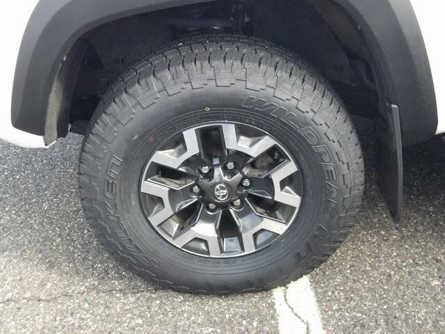 2023 Toyota Tacoma SR5 photo 4