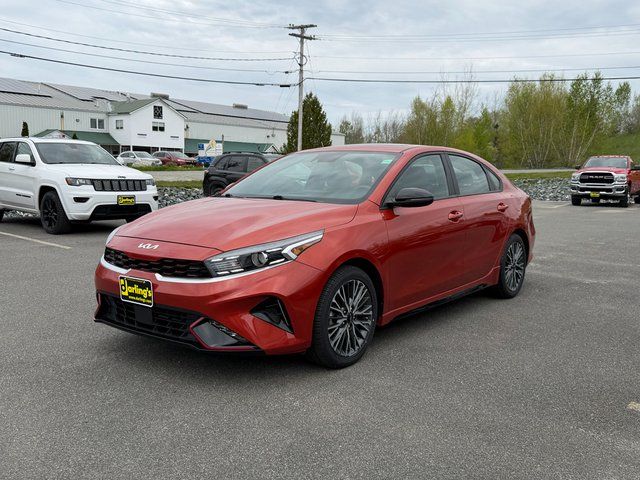 2023 Kia Forte GT-Line AT's photo