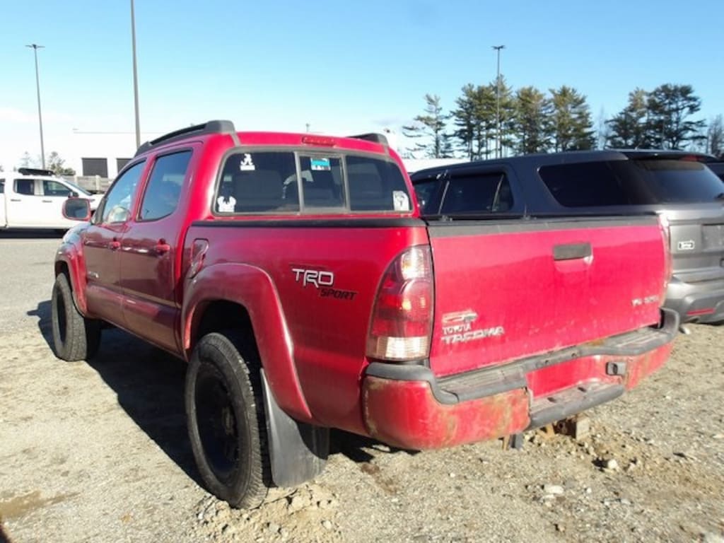 Used 2005 Toyota Tacoma Base (Non-Inspected Wholesale Tow-Off) Truck