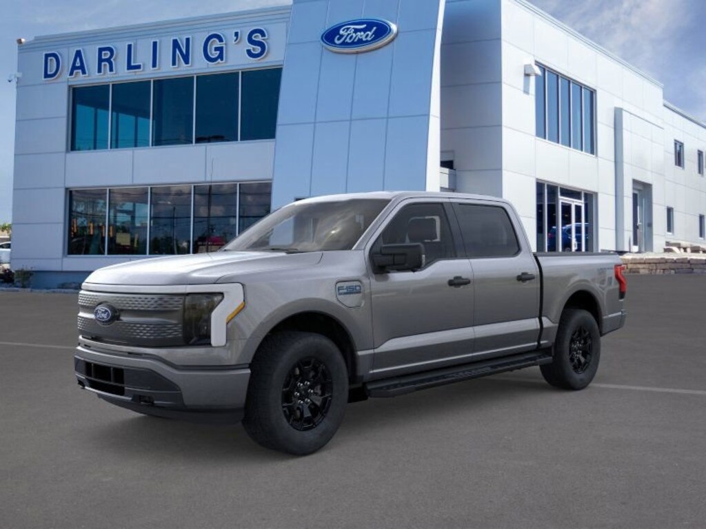 New 2025 Ford F-150 Lightning XLT Truck