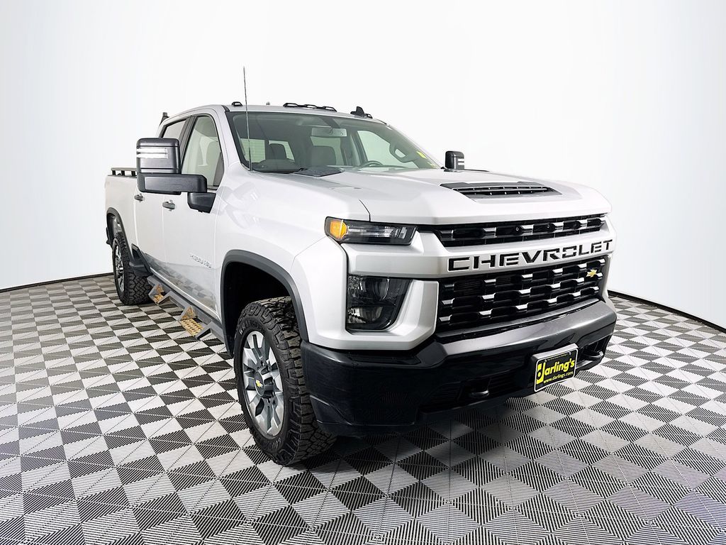 2022 Chevrolet Silverado HD Custom 4WD Crew Cab Standard Box's photo