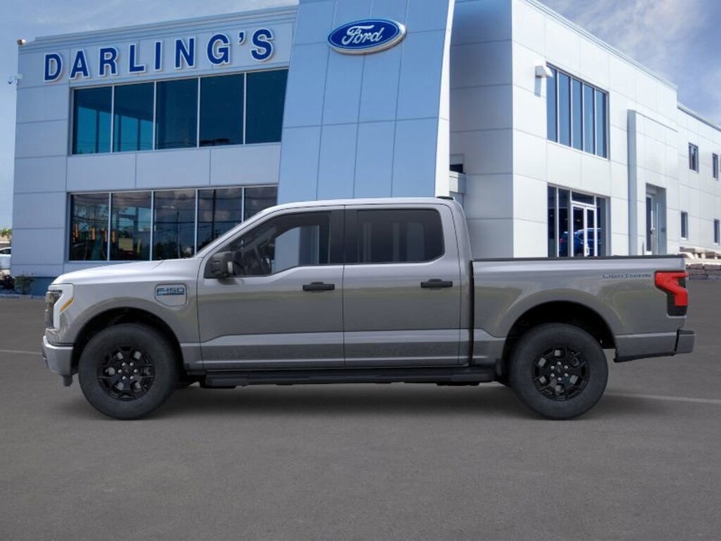 New 2025 Ford F-150 Lightning XLT Truck