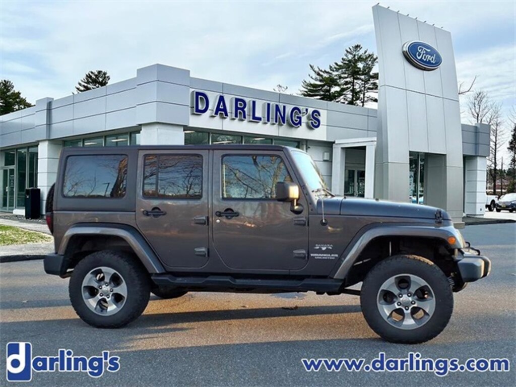 Used 2017 Jeep Wrangler JK Unlimited Sahara 4x4 SUV