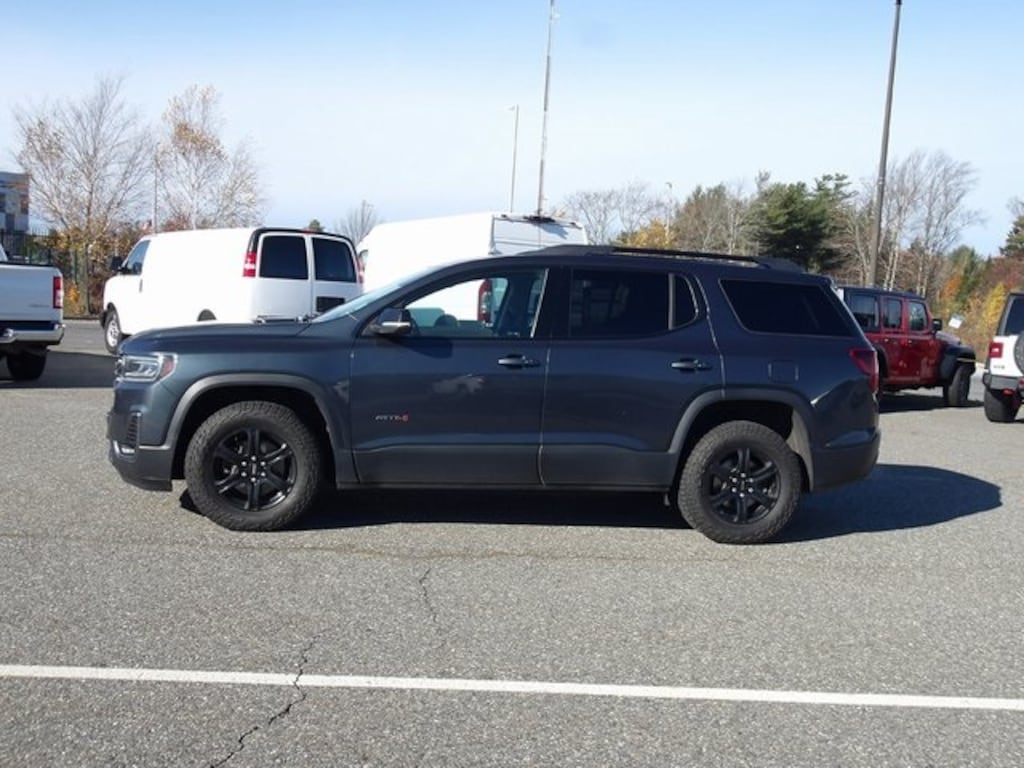 Used 2020 GMC Acadia AT4 SUV