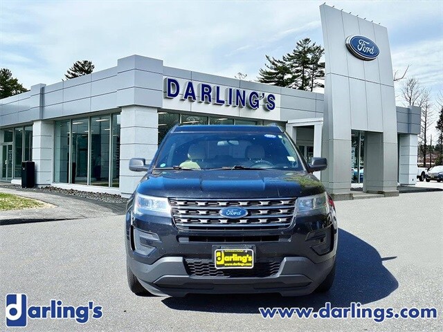 2017 Ford Explorer Base photo 2