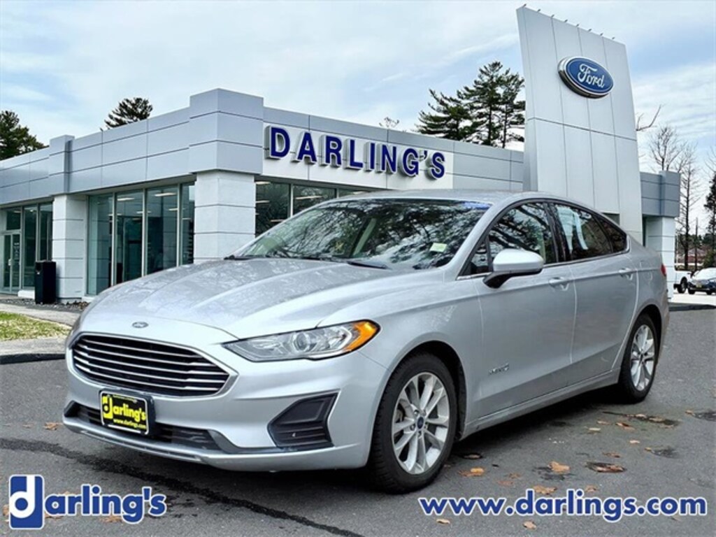 Used 2019 Ford Fusion Hybrid SE Sedan