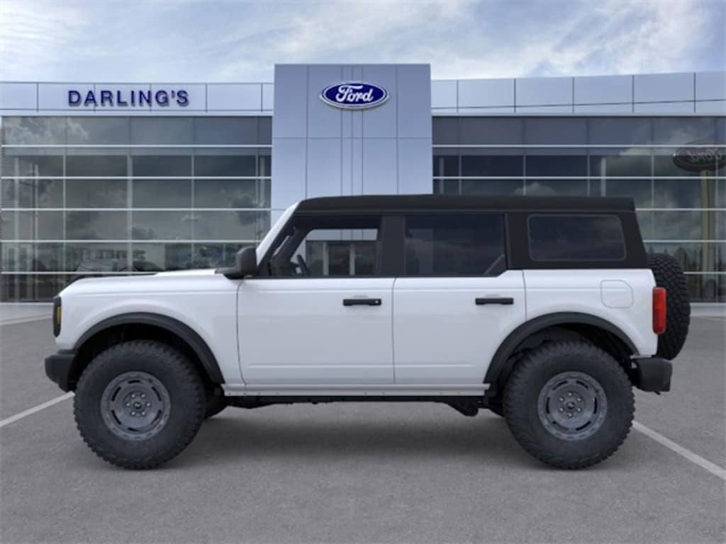New 2025 Ford Bronco Base SUV