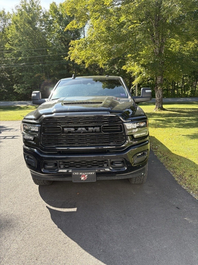 2023 Ram 2500 Limited photo 2