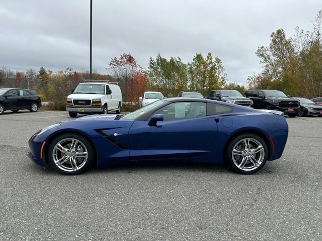 Used 2017 Chevrolet Corvette Stingray Stingray (Value Line) Performance