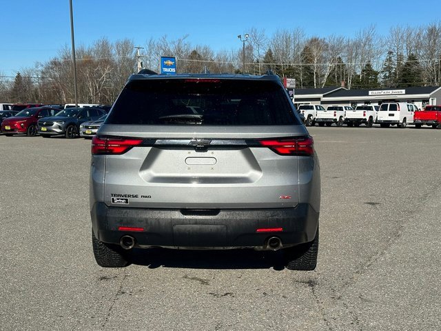 2023 Chevrolet Traverse RS photo 3