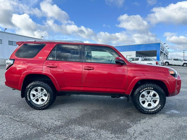 2015 Toyota 4Runner SR5 Premium photo 3