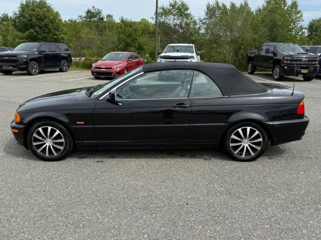 Used 2003 BMW 3 Series 325Ci (Non-Inspected Wholesale Tow-Off) Convertible