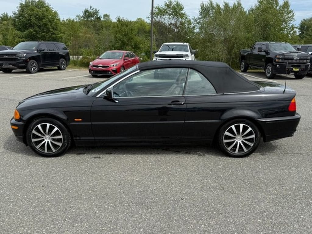 Used 2003 BMW 3 Series 325Ci (Non-Inspected Wholesale Tow-Off) Convertible