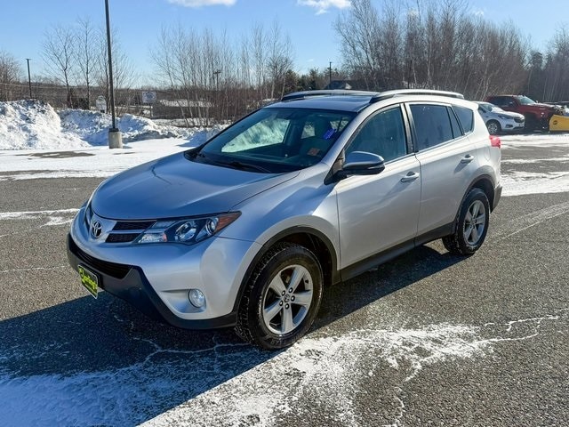 2015 Toyota RAV4 XLE's photo