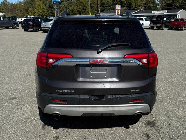 2017 Gmc Acadia SLT photo 3